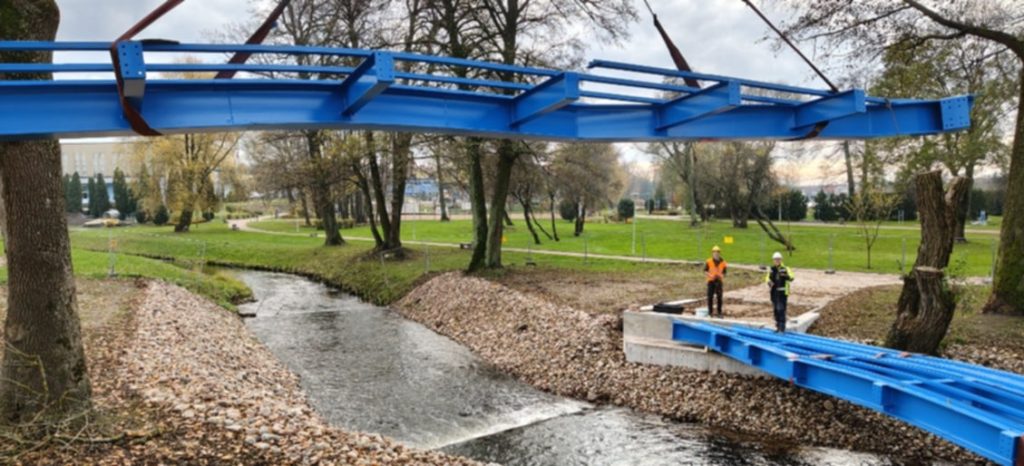 0a2ec871 2dae 4936 9d20 6347ad1b5fbd