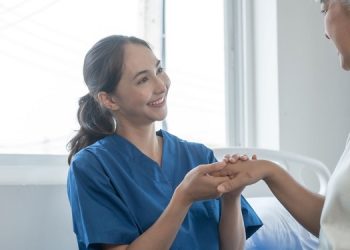 Szkoły medyczne dla dorosłych – co trzeba wiedzieć przed zapisem? 8 25 1