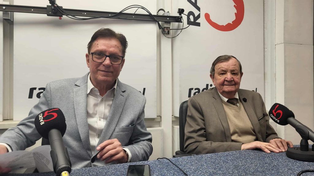 4e217a18 e516 4ce3 a7a5 1f8e6ab26f48