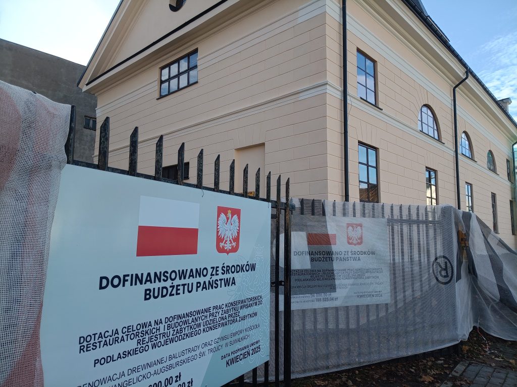 Postępują prace konserwatorskie w Kościele Ewangelicko-Augsburskim 3 575188752 1237269671758955 8634102178895484673 n