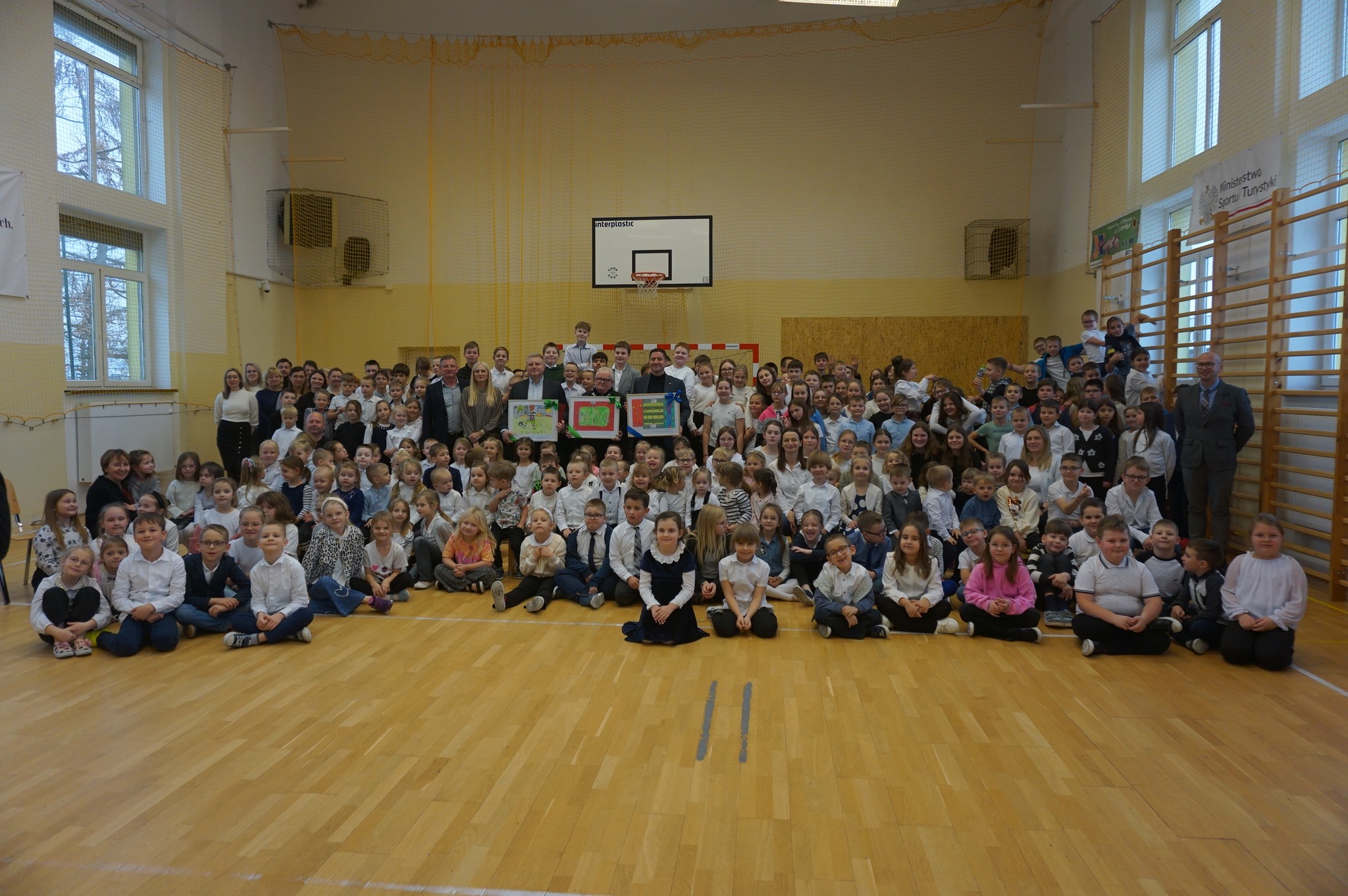 Nowe boisko w Słobódce 3 588829615 122244008858138228 8029973374436022049 n