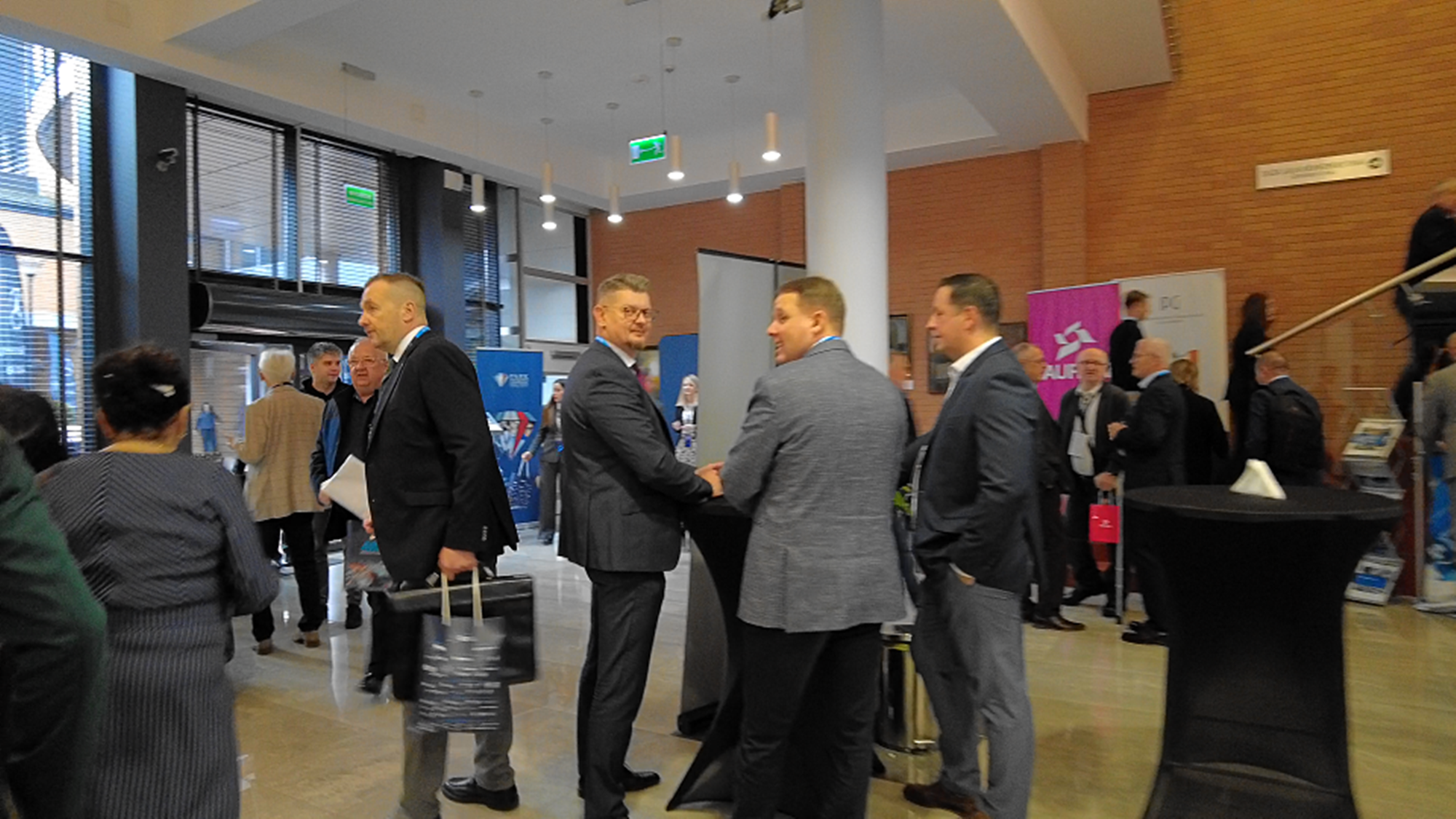 Blisko 600 osób przybyło na IX Forum Biznesowe Pogranicza 12 IX Forum Biznesowe Pogranicza 2025030