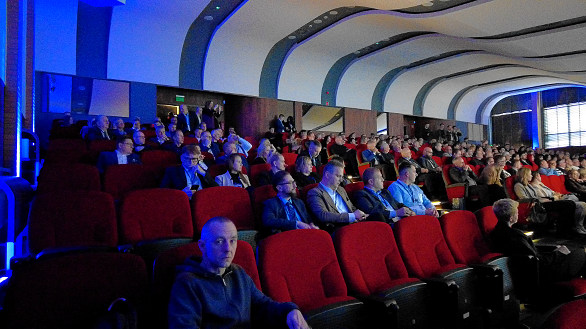 Blisko 600 osób przybyło na IX Forum Biznesowe Pogranicza 10 IX Forum Biznesowe Pogranicza 2025037