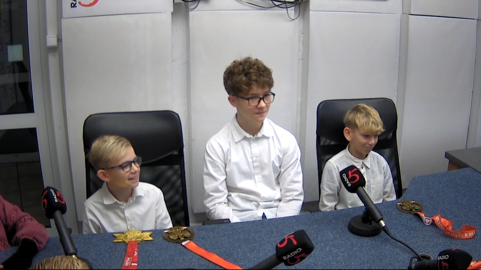 Worek medali młodych zawodników z Suwałk 4 Image1