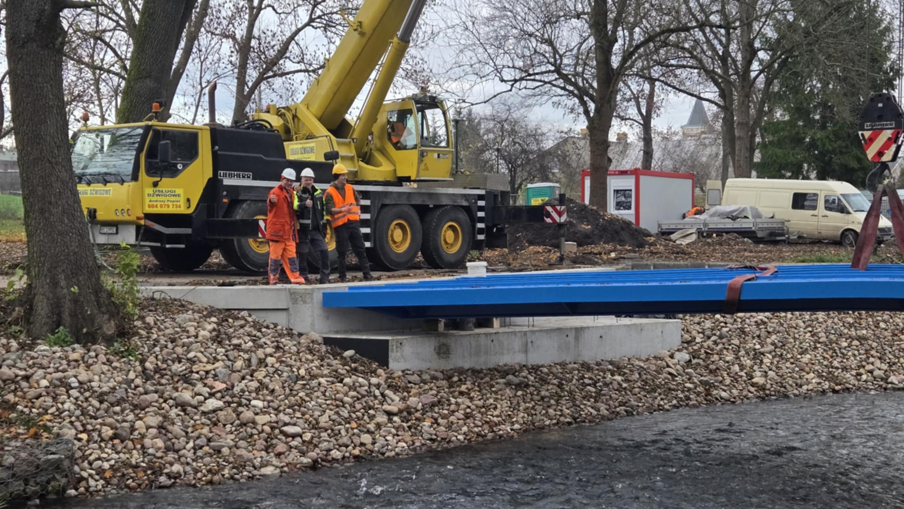 Kładka nad Czarną Hańczą nabiera kształtów 8 Kladka nad Czarna Hancza 649cab5b 1680 48b9 b5d3 aebf0a4a8448