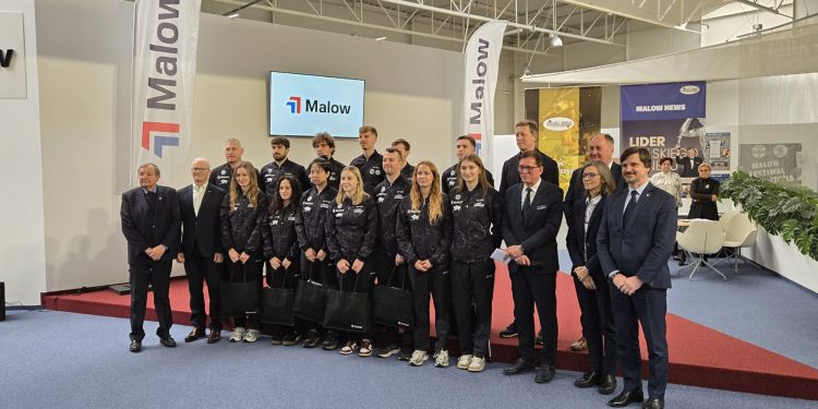 Prezentacja zawodników SKB 1 Prezentacja zwodnikow SKB Suwalkib0808266 86ba 4e75 b069 264ac60f56fb