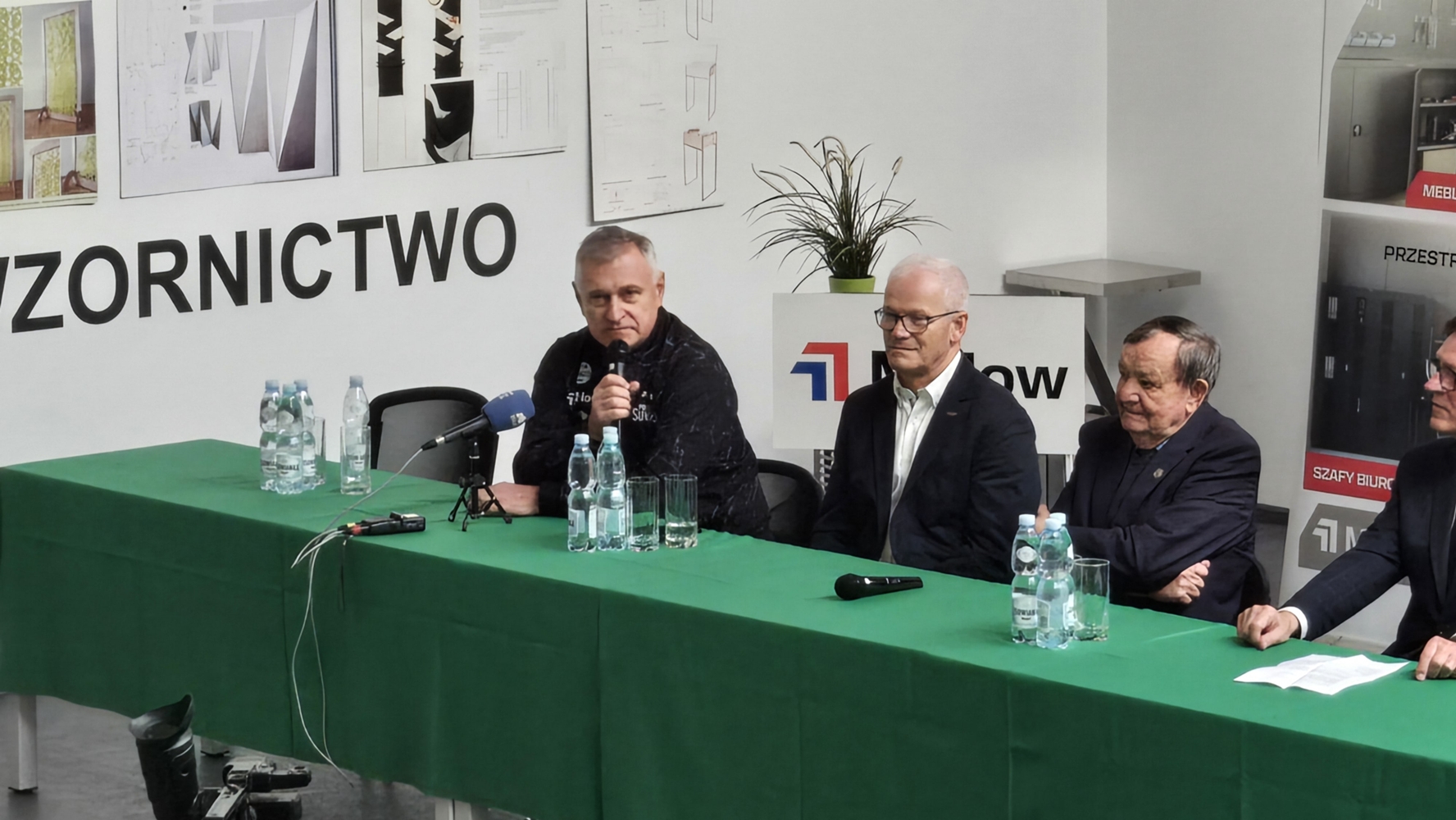 Prezentacja zawodników SKB 13 Prezentacja zwodnikow SKB Suwalkidc6ae226 3405 4f2a b57f 69fb8309e3d8