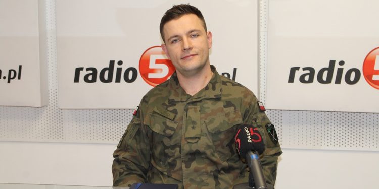 Ppor. Łukasz Zapadka/Fot. Radio 5