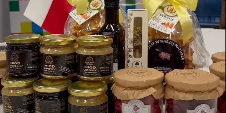 Podlaskie przysmaki w Parlamencie Europejskim 1 UMWP