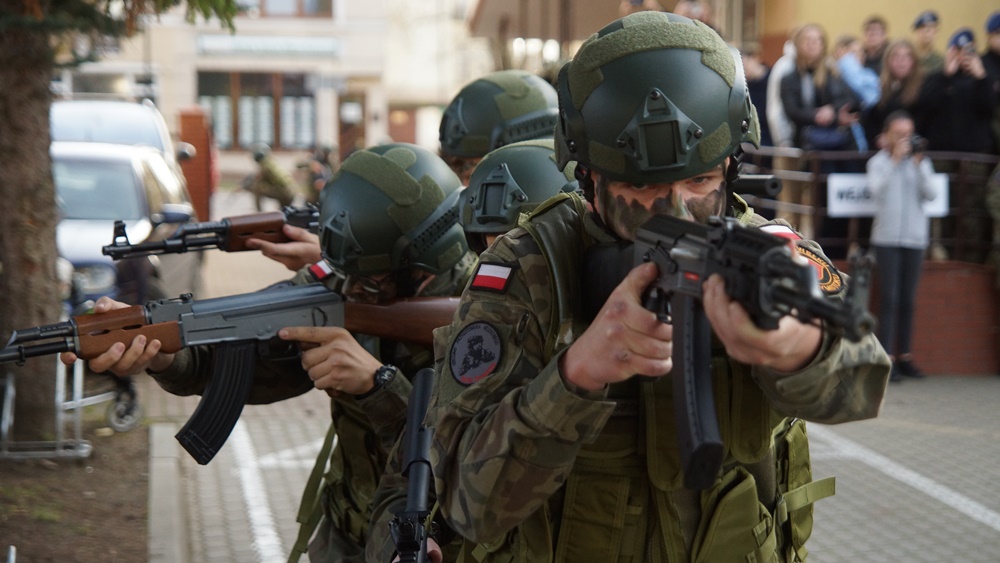 Uroczyste ślubowanie nowych kadetów 35 slubowanie zdz037