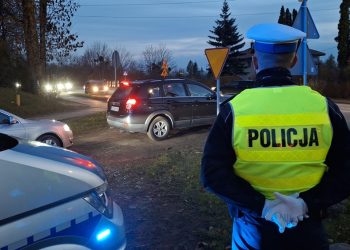 5 wypadków, jedna ofiara śmiertelna - jest wstępne podsumowanie akcji Znicz 9 zdj. KWP w Olsztynie
