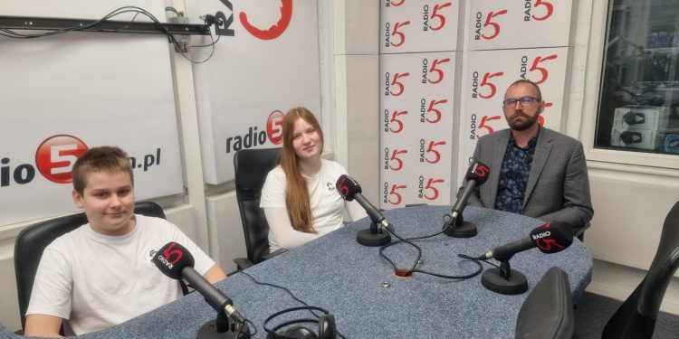 02b0dd12 926e 453b aed4 a41719175d1f