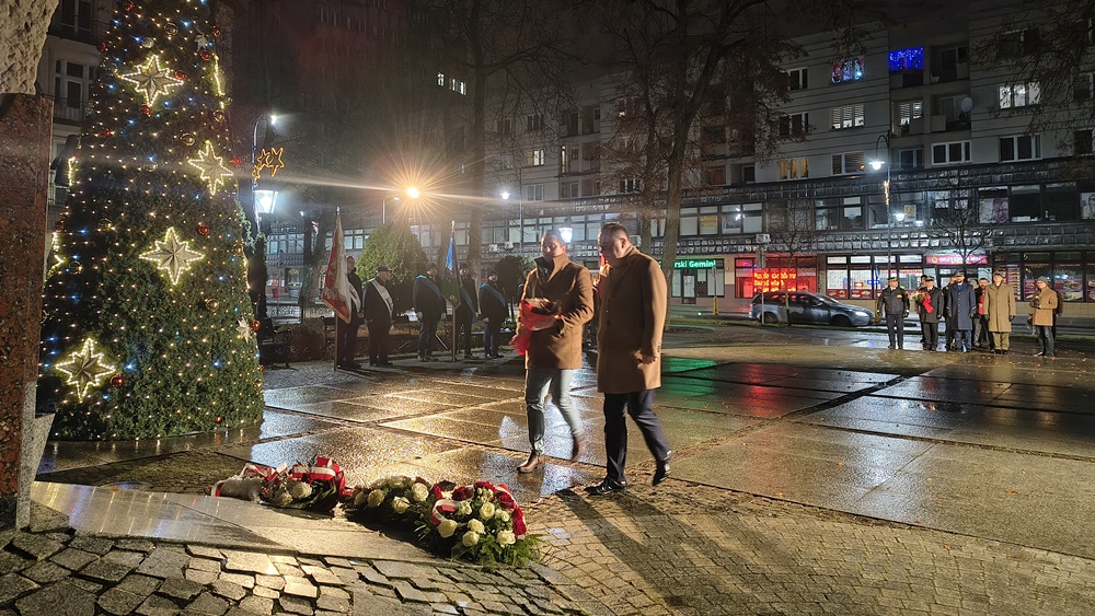 Miejskie obchody 44. rocznicy wprowadzenia stanu wojennego 10 44 rocznica wprowadzenia w Polsce stanu wojennego Elk 2025 10