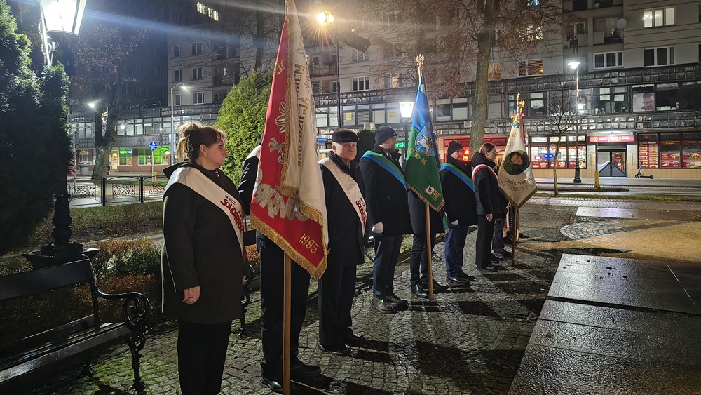 Miejskie obchody 44. rocznicy wprowadzenia stanu wojennego 18 44 rocznica wprowadzenia w Polsce stanu wojennego Elk 2025 18