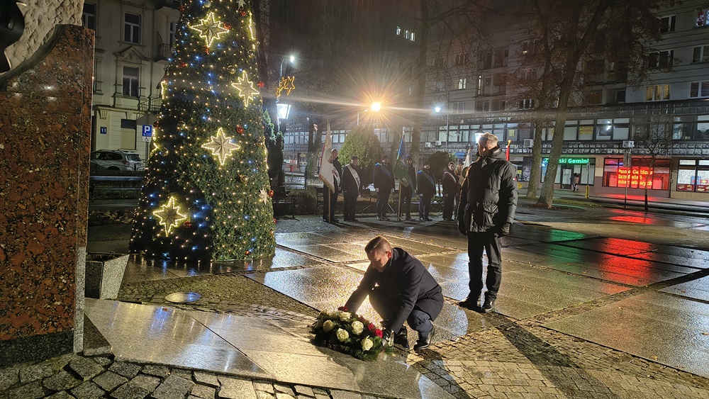 Miejskie obchody 44. rocznicy wprowadzenia stanu wojennego 6 44 rocznica wprowadzenia w Polsce stanu wojennego Elk 2025 6