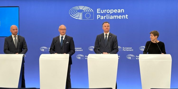 Marszałkowie województw podlaskiego i warmińsko mazurskiego o pakcie 1 UMWP