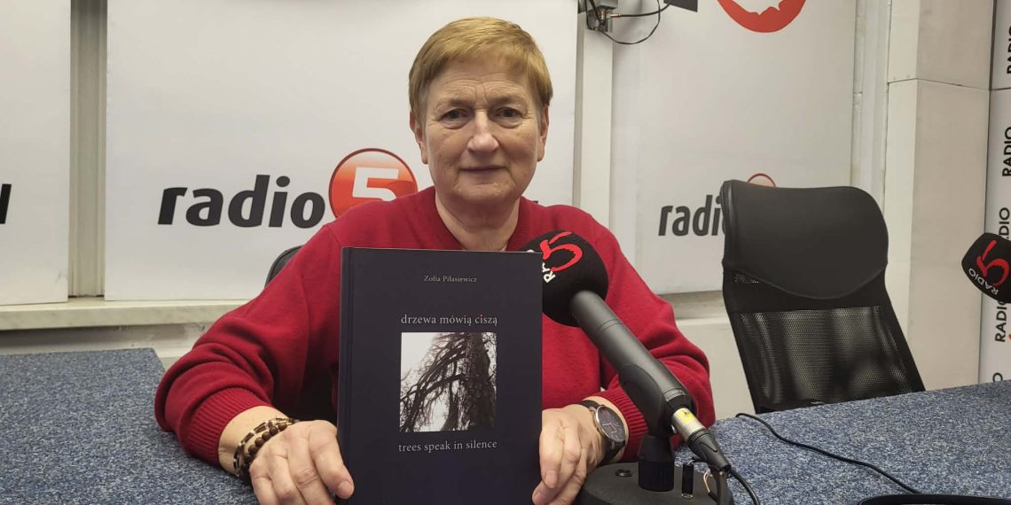 5dcceb7f c56e 4ca1 ada5 3381b327e77b