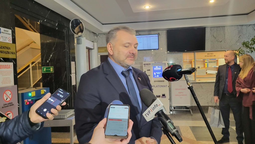 9330a634 c462 497f a64e 3945b4648337