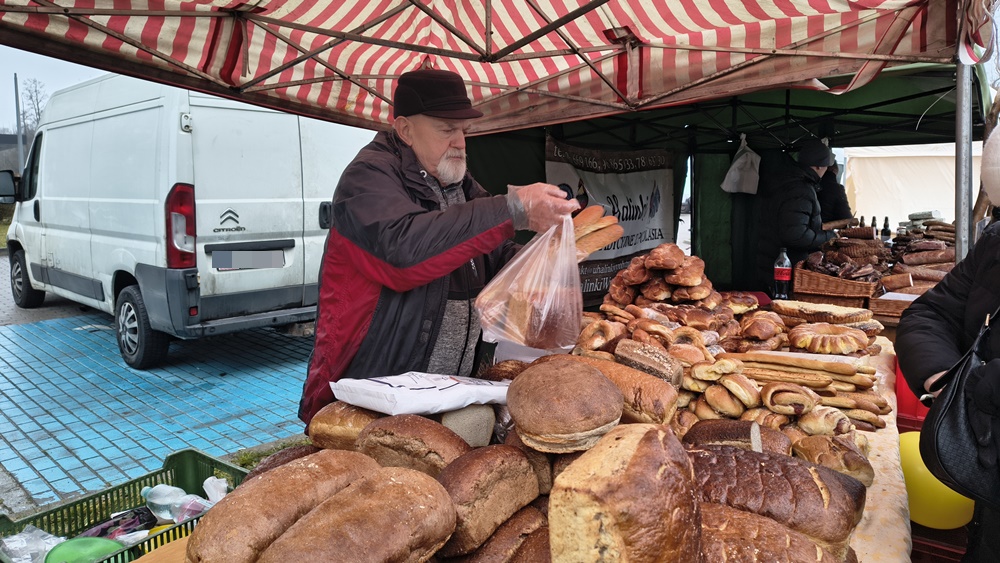 Święta tuż tuż. W Ełku trwa Jarmark Bożonarodzeniowy 21 Jarmark Bozonarodzeniowy Elk 2025 21