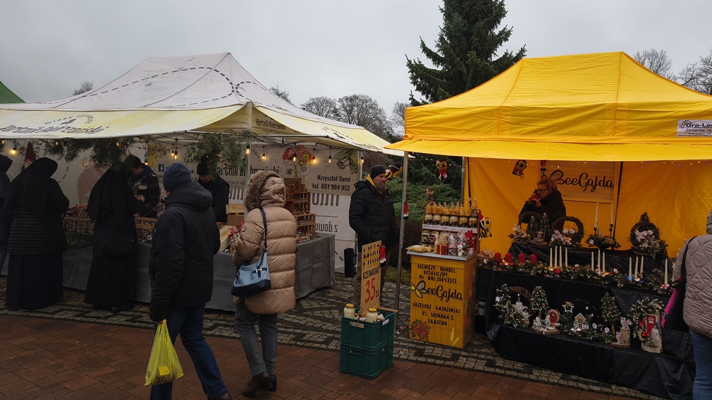 Święta tuż tuż. W Ełku trwa Jarmark Bożonarodzeniowy 32 Jarmark Bozonarodzeniowy Elk 2025 31