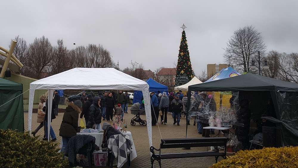 Święta tuż tuż. W Ełku trwa Jarmark Bożonarodzeniowy 34 Jarmark Bozonarodzeniowy Elk 2025 32