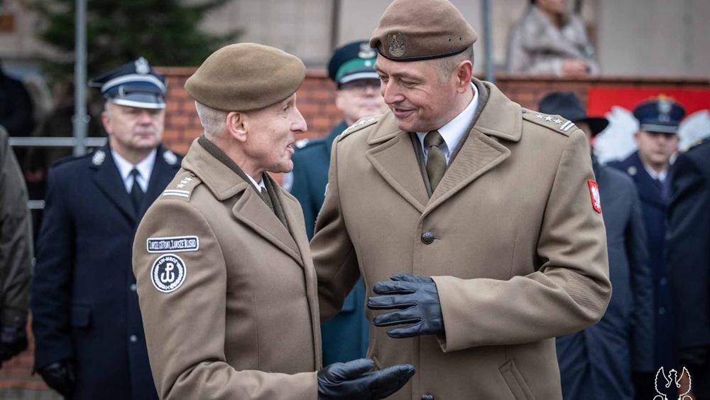 Płk Cezary Kiszkowiak dowódcą warmińsko-mazurskich terytorialsów 11 Przekazanie obowiazkow 11