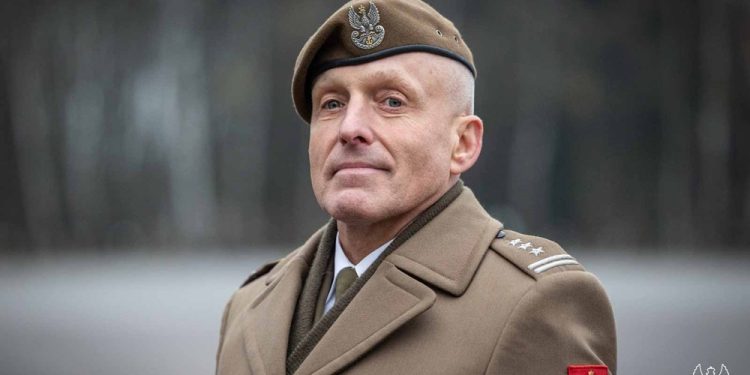 Płk Cezary Kiszkowiak dowódcą warmińsko-mazurskich terytorialsów 1 zdj. 4 W-MBOT