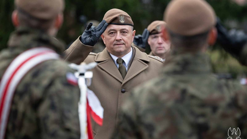 Płk Cezary Kiszkowiak dowódcą warmińsko-mazurskich terytorialsów 6 Przekazanie obowiazkow 7