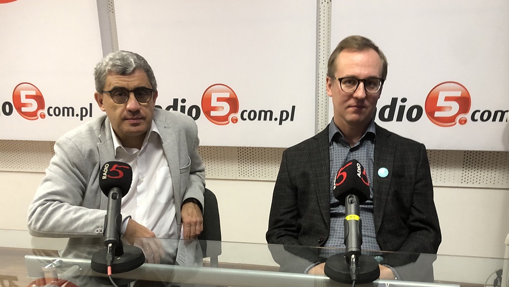 Rafał Żytyniec, dyrektor Muzeum Historycznego w Ełku i Jakub Knyżewski z MHE