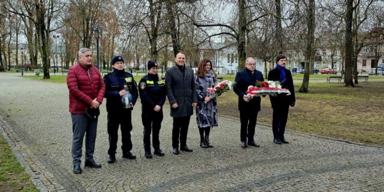 44. rocznica wprowadzenia stanu wojennego 1 Screenshot 20251213 100812 Samsung Internet