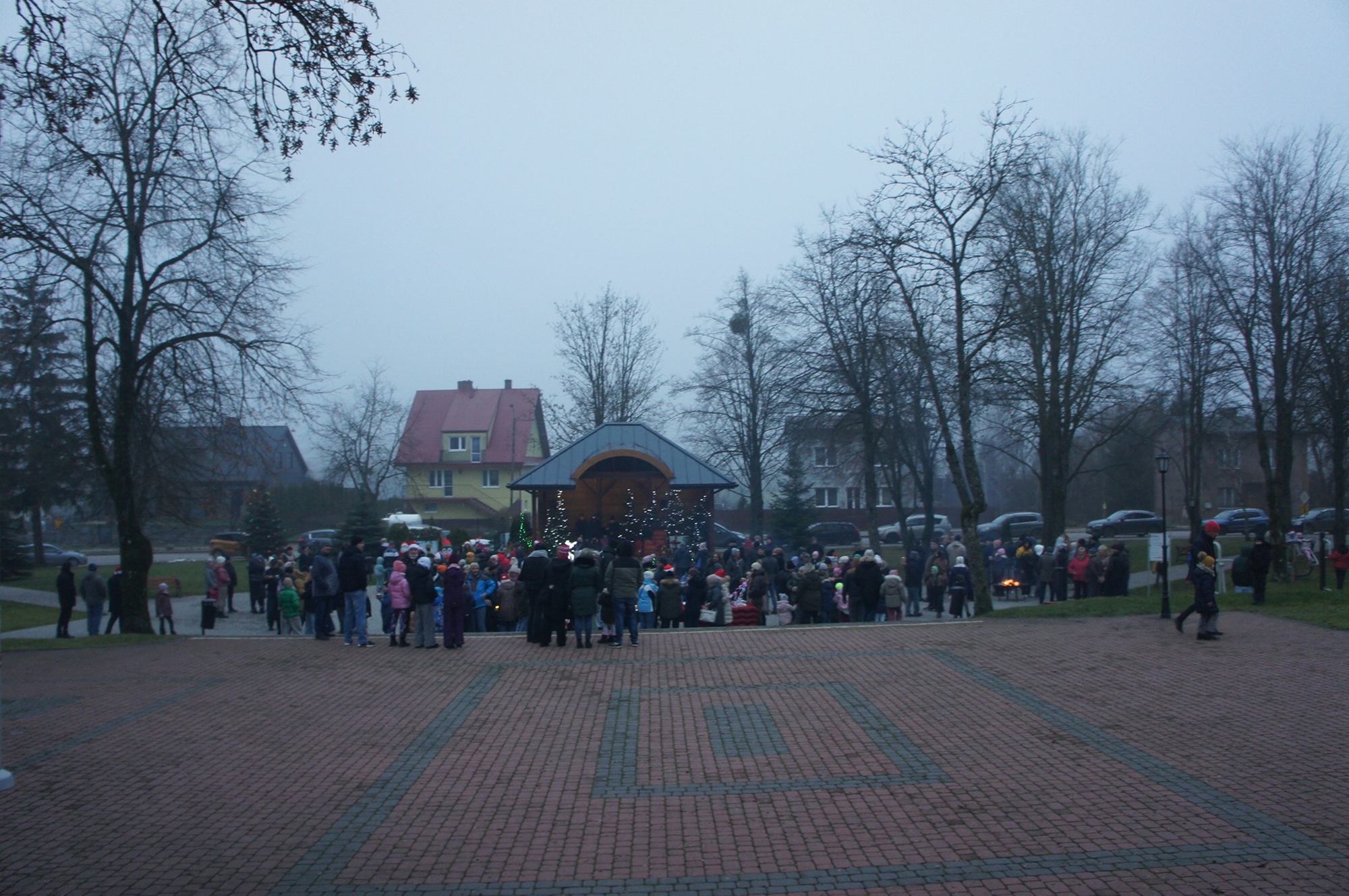 Rozświetlone Wiżajny 22 Swietlica Gminna w Wizajnach 022 1