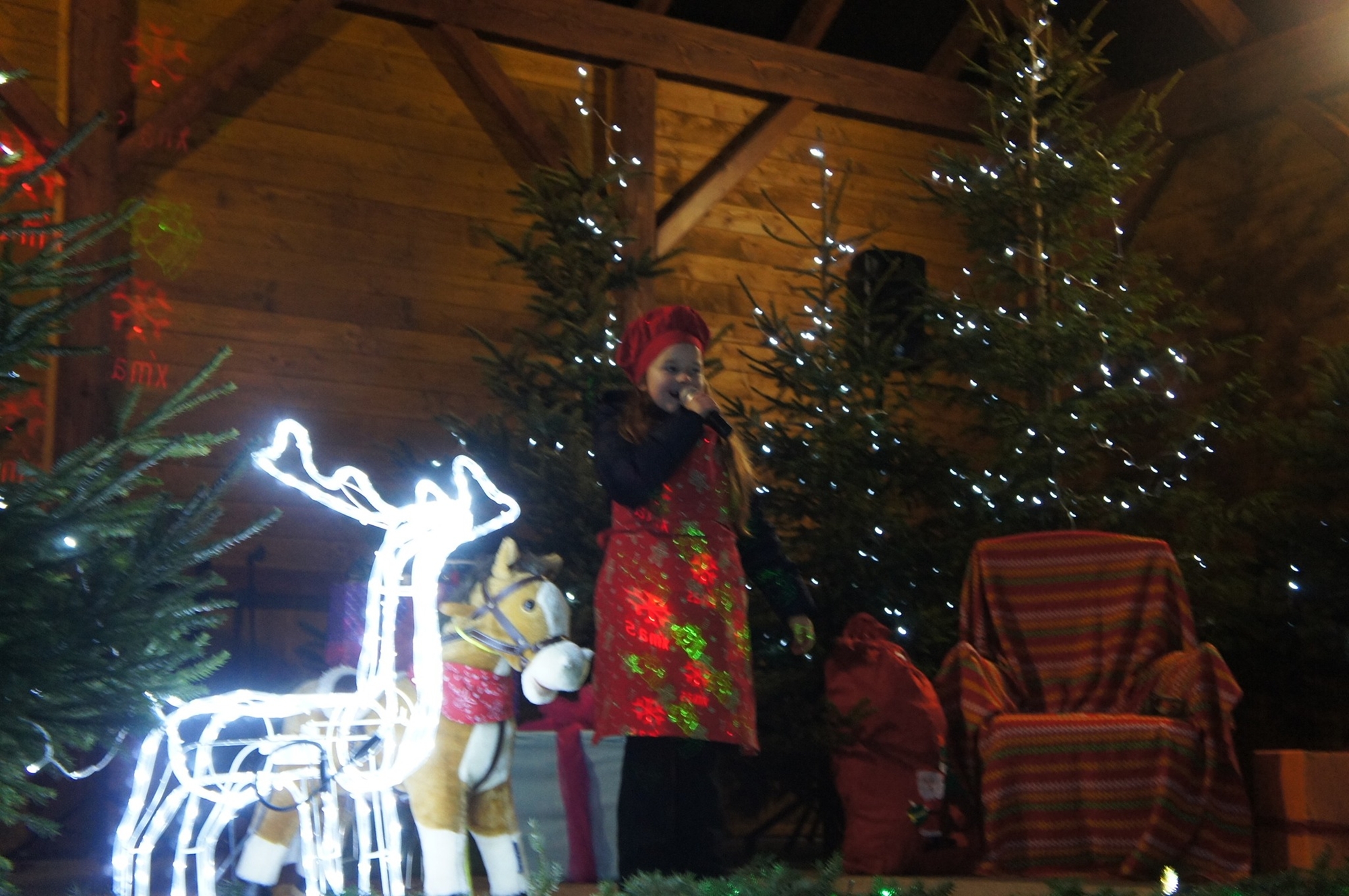 Rozświetlone Wiżajny 34 Swietlica Gminna w Wizajnach 038 1