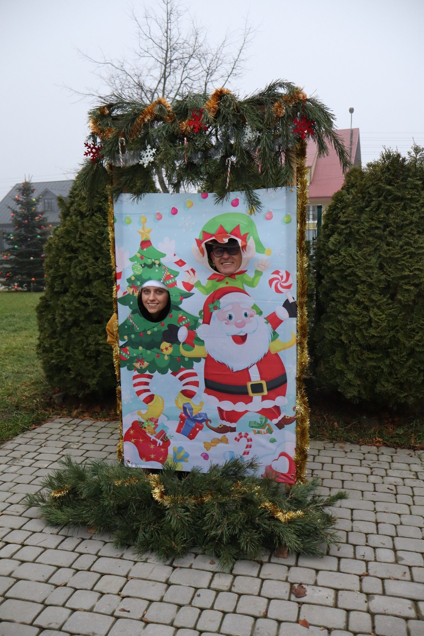 Rozświetlone Wiżajny 98 Swietlica Gminna w Wizajnach 078 1 scaled