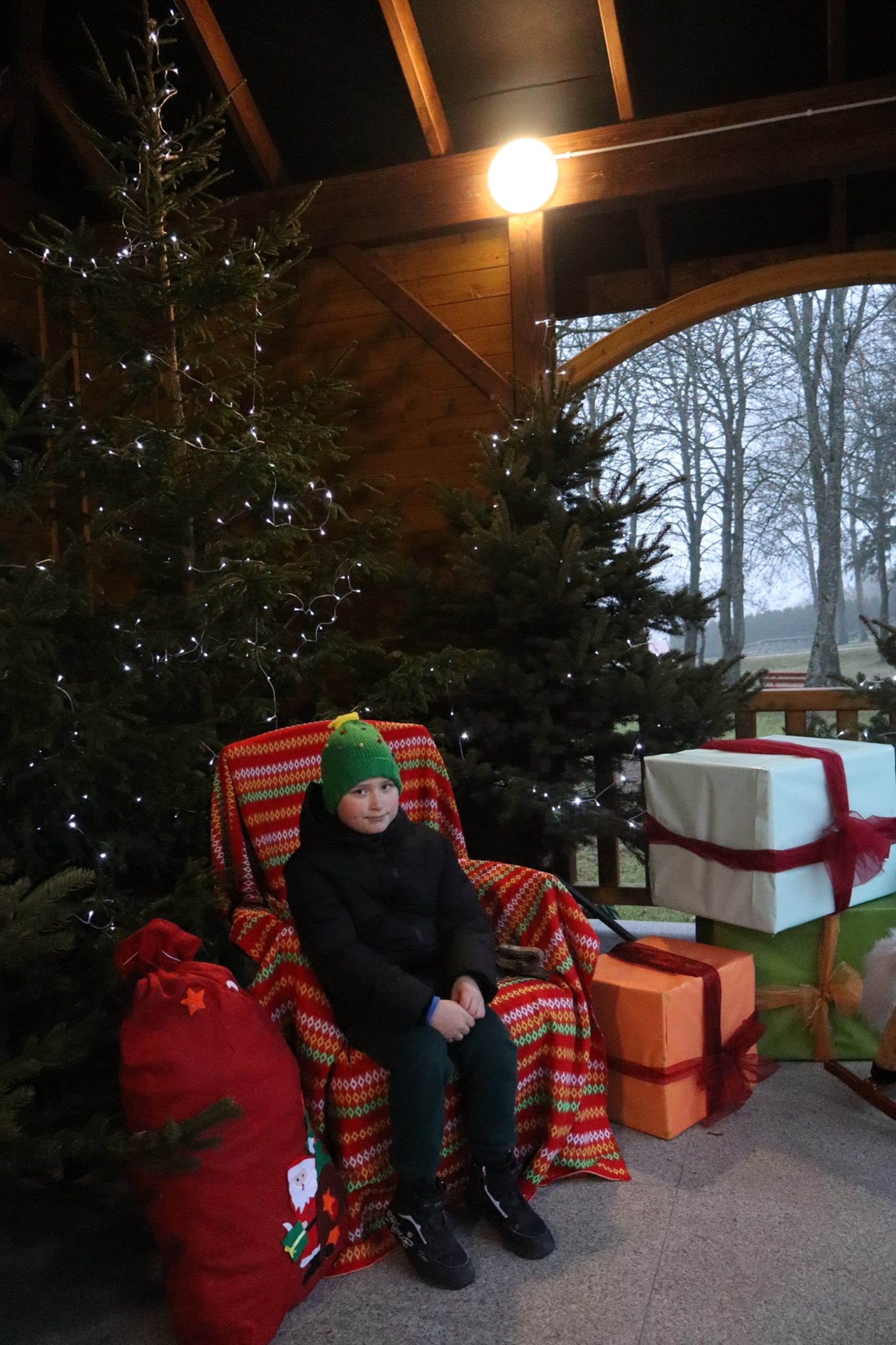 Rozświetlone Wiżajny 100 Swietlica Gminna w Wizajnach 088 1 scaled