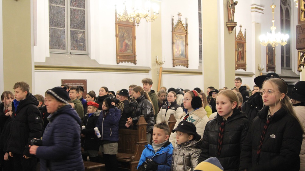 Światło z Groty Narodzenia Pańskiego dotarło do Ełku 5 a4 1