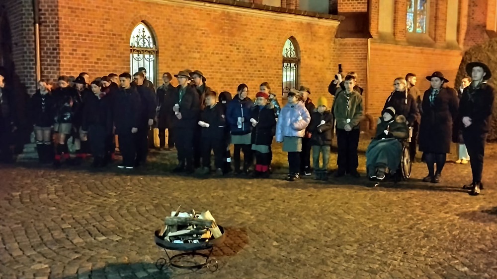 Światło z Groty Narodzenia Pańskiego dotarło do Ełku 4 a5 1