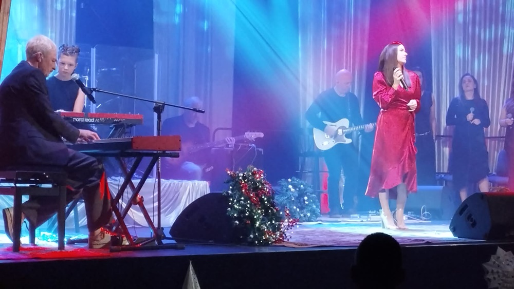 Pełna sala na premierze koncertu świątecznego 6 c5