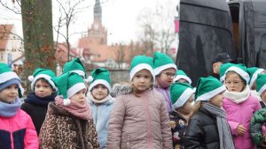 Choinka w parku już ozdobiona! 6 choinko012