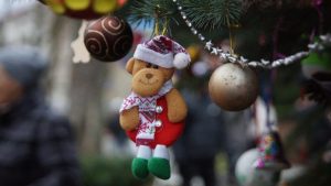 Choinka w parku już ozdobiona! 19 choinko025