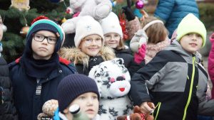 Choinka w parku już ozdobiona! 37 choinko043