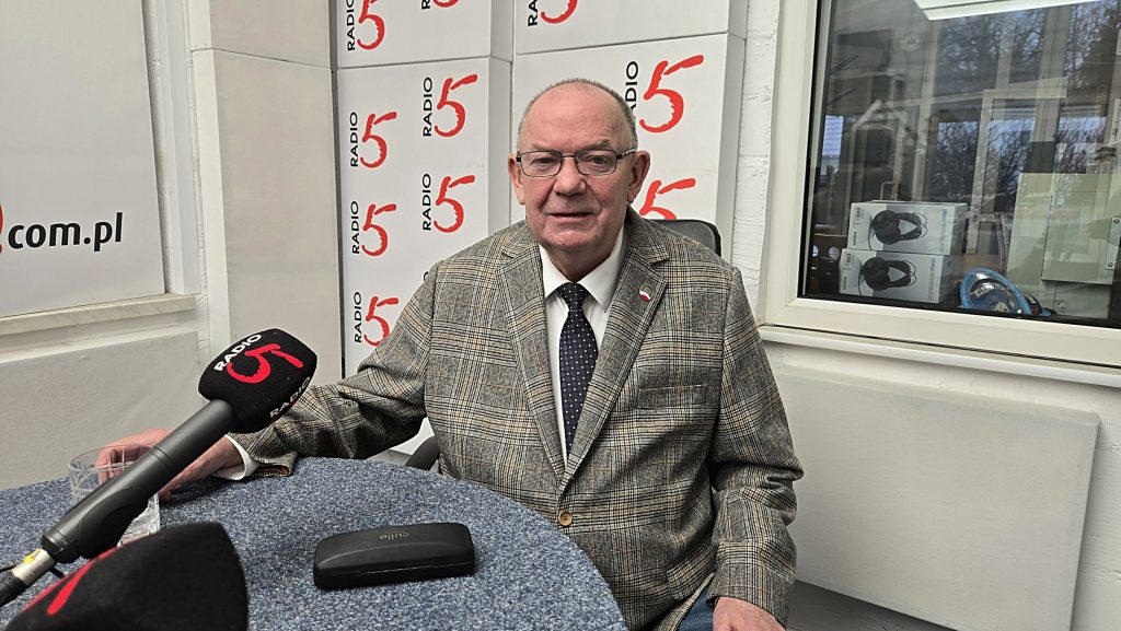 ea6a0e51 f846 464b 8914 29f566633dc9