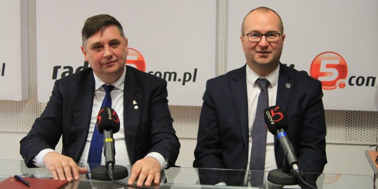 Wojciech Grochowski, wiceprzewodniczący sejmiku województwa podlaskiego, Maciej Bednarko, burmistrz Grajewa