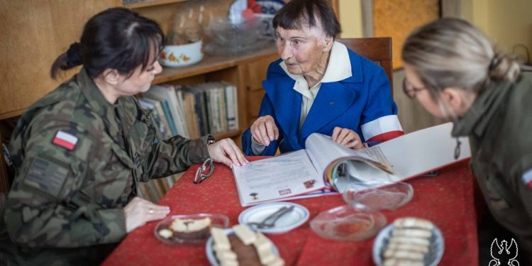 Terytorialsi odwiedzili kombatantów 1 komb na str