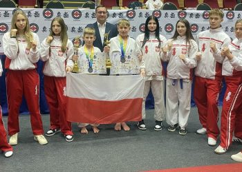 Sukces oleckich karateków! 2 zdj. W. Rejterada