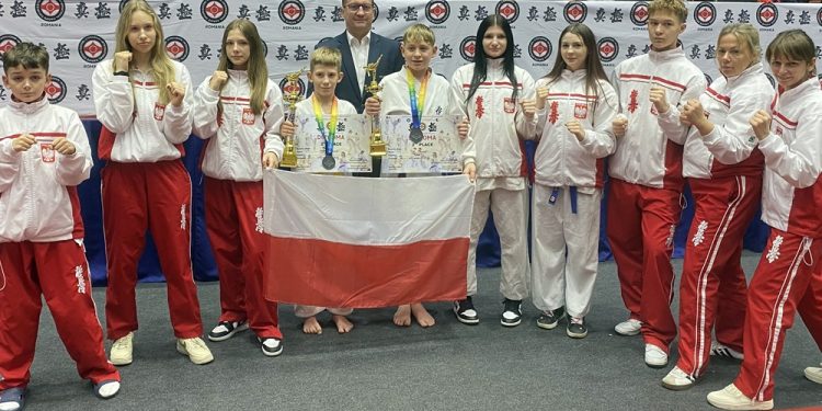 Sukces oleckich karateków! 1 zdj. W. Rejterada