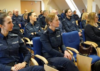 Chcą podnieść poziom bezpieczeństwa dzieci i młodzieży w Internecie 2 Fot. KWP Olsztyn