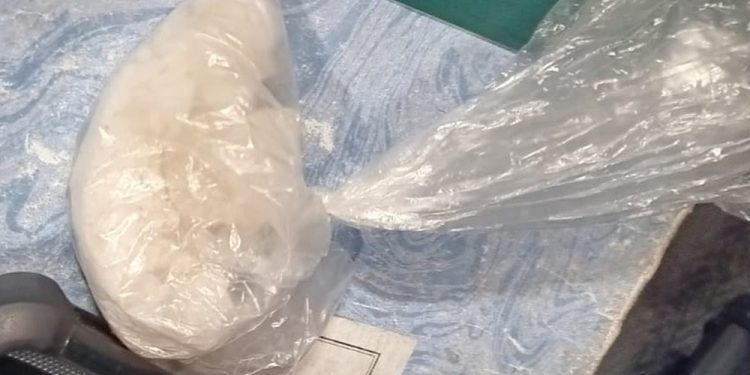 Widząc radiowóz, ukrył narkotyki w bieliźnie 1 zdj. KPP w Ełku