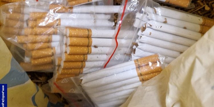 Nielegalny tytoń i papierosy zabezpieczyli policjanci 1 zdj. KPP w Giżycku