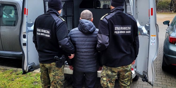 Kolejni cudzoziemcy opuścili nasz kraj 1 zdj. W-MOSG