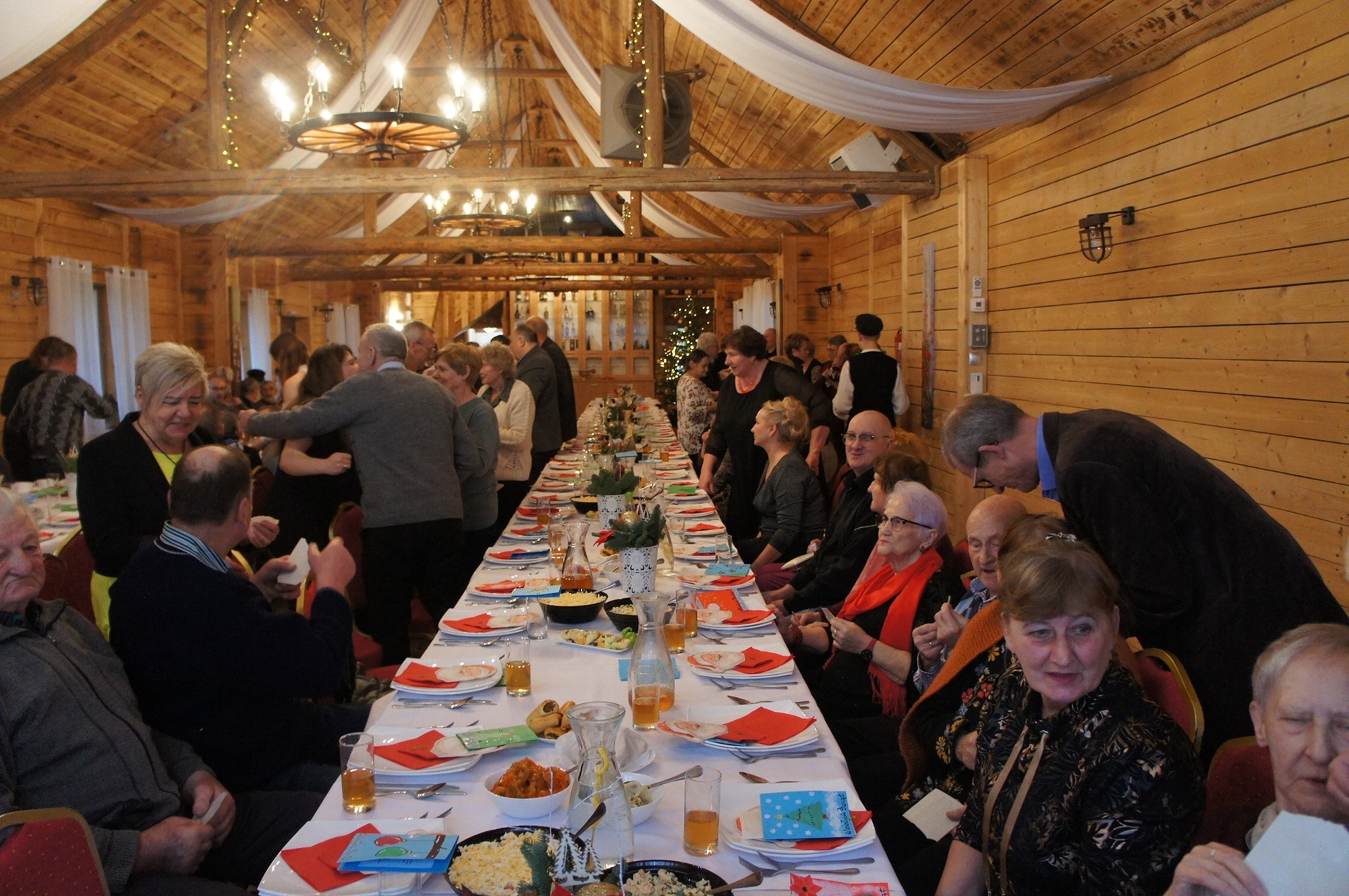 Tradycyjnie i klimatycznie w Wiżajnach 2 zrodlo Swietlica Gminna w Wizajnach001